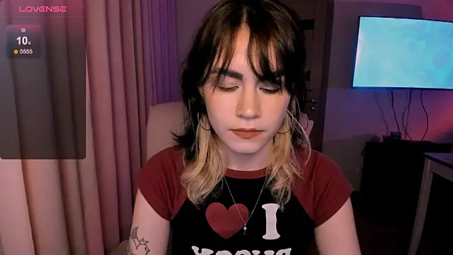 Snapshot of _selectrra chatting on January 12, 2:19 pm selectrra online show from January 12, 2:19 pm