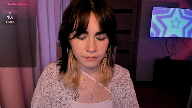 Snapshot of _selectrra chatting on January 13, 12:13 pm selectrra online show from January 13, 12:13 pm