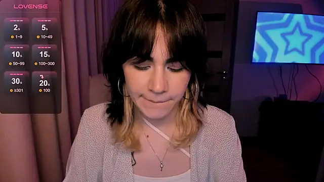 Snapshot of _selectrra chatting on January 13, 3:15 pm selectrra online show from January 13, 3:15 pm