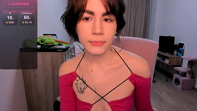 Snapshot of _selectrra chatting on February 15, 11:28 am selectrra online show from February 15, 11:28 am