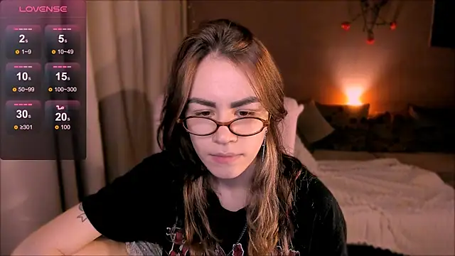 Snapshot of _selectrra chatting on September 23, 8:23 pm selectrra online show from September 23, 8:23 pm