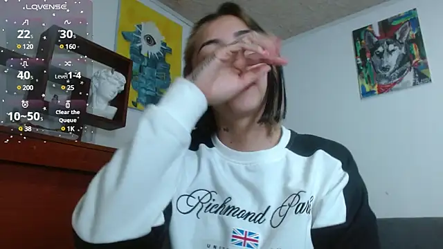 ZoeBakers  online show from March 6, 2:18 pm