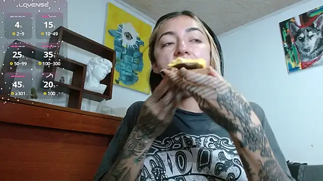 ZoeBakers  online show from March 19, 3:19 pm