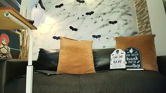 Sophie LittleS online show from October 23, 11:53 am