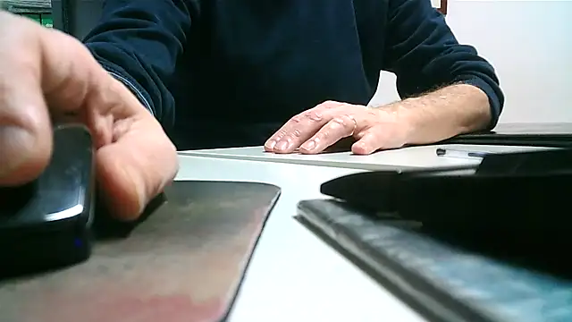 Snapshot of Gregcam chatting on December 3, 3:44 pm Gregcam online show from December 3, 3:44 pm