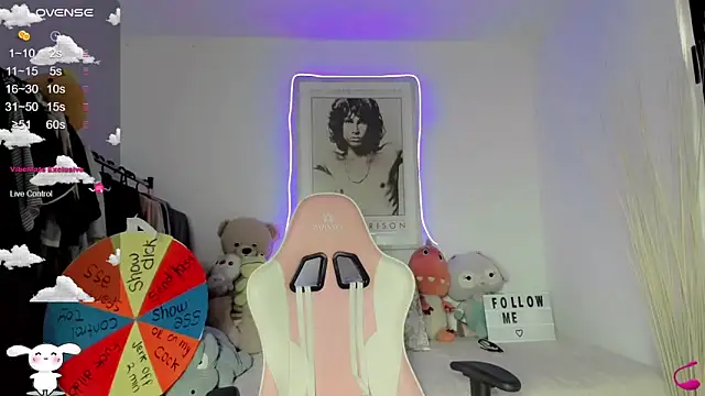 Snapshot of lucas_cute chatting on February 26, 3:41 pm lucas cute online show from February 26, 3:41 pm