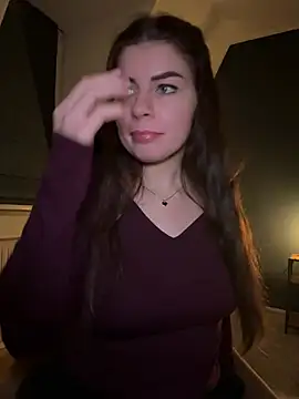 EllyNora online show from January 18, 11:11 pm