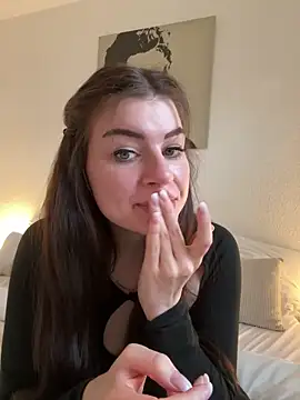 EllyNora online show from January 28, 3:04 pm