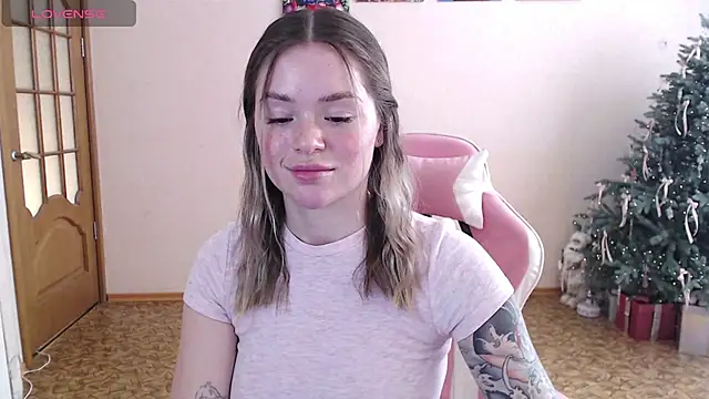 miaacatt online show from January 16, 8:18 am