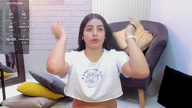 Snapshot of Paula_Desousa chatting on January 8, 11:19 pm Paula Desousa online show from January 8, 11:19 pm