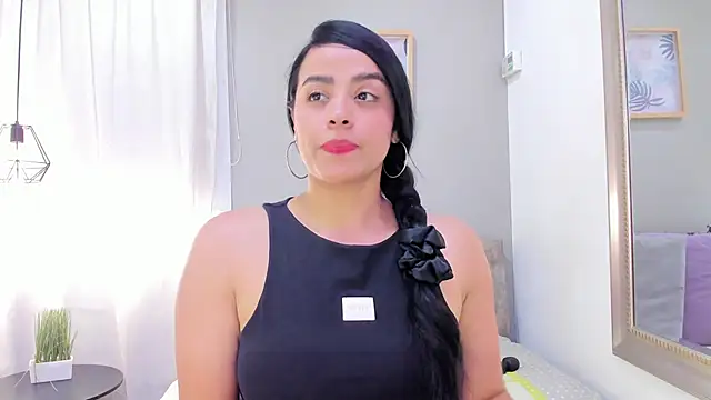 Snapshot of Paula_Desousa chatting on October 20, 7:25 pm Paula Desousa online show from October 20, 7:25 pm