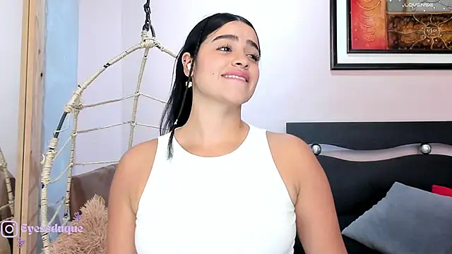 Paula Desousa online show from March 9, 7:29 pm