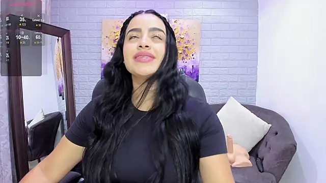 Paula Desousa online show from March 11, 7:20 pm