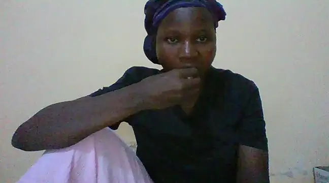 Snapshot of prettychic5 chatting on January 28, 3:46 pm prettychic5 online show from January 28, 3:46 pm