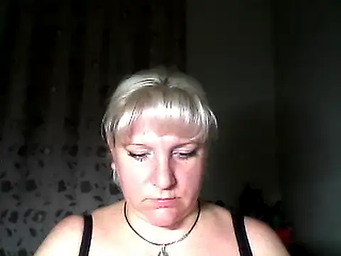 Snapshot of MeilomaWesa chatting on December 27, 2:33 pm MeilomaWesa online show from December 27, 2:33 pm