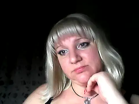 Snapshot of MeilomaWesa chatting on January 5, 10:50 pm MeilomaWesa online show from January 5, 10:50 pm