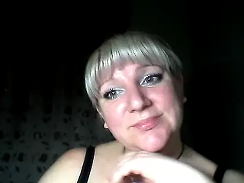 Snapshot of MeilomaWesa chatting on January 14, 5:45 pm MeilomaWesa online show from January 14, 5:45 pm