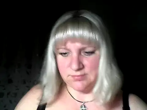 Snapshot of MeilomaWesa chatting on January 21, 2:59 pm MeilomaWesa online show from January 21, 2:59 pm