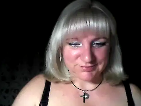 Snapshot of MeilomaWesa chatting on February 2, 6:10 pm MeilomaWesa online show from February 2, 6:10 pm