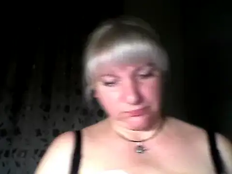 Snapshot of MeilomaWesa chatting on February 9, 6:47 pm MeilomaWesa online show from February 9, 6:47 pm