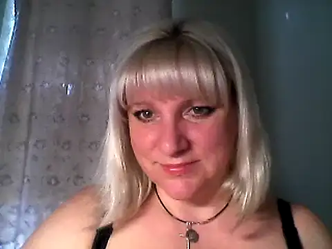 Snapshot of MeilomaWesa chatting on February 16, 12:54 pm MeilomaWesa online show from February 16, 12:54 pm