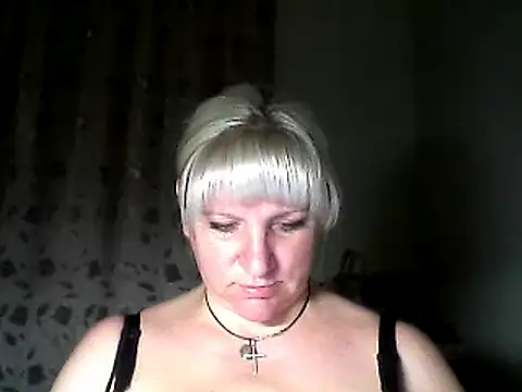 Snapshot of MeilomaWesa chatting on February 24, 7:41 pm MeilomaWesa online show from February 24, 7:41 pm