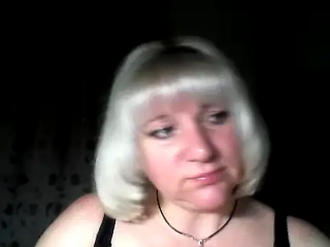 Snapshot of MeilomaWesa chatting on March 4, 8:38 pm MeilomaWesa online show from March 4, 8:38 pm