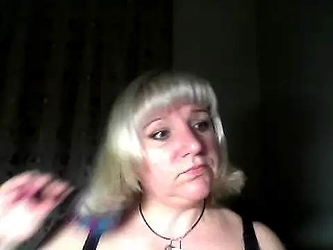 Snapshot of MeilomaWesa chatting on March 6, 6:59 pm MeilomaWesa online show from March 6, 6:59 pm