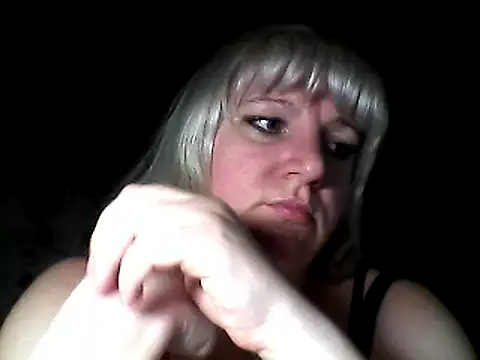 Snapshot of MeilomaWesa chatting on March 13, 6:34 pm MeilomaWesa online show from March 13, 6:34 pm