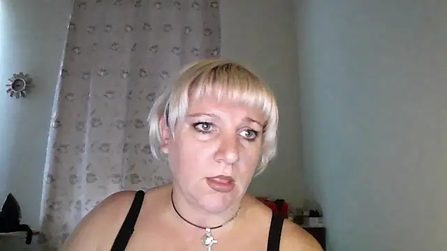 Snapshot of MeilomaWesa chatting on September 19, 6:15 am MeilomaWesa online show from September 19, 6:15 am