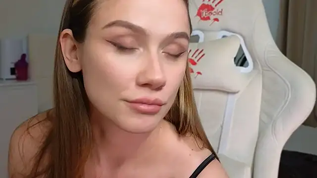 Madi soon online show from February 14, 5:36 pm