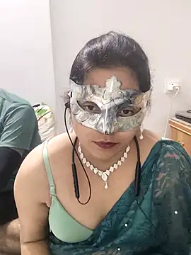 Snapshot of Harsh_Ankita_Couple chatting on October 10, 4:39 pm Harsh Ankita Couple online show from October 10, 4:39 pm