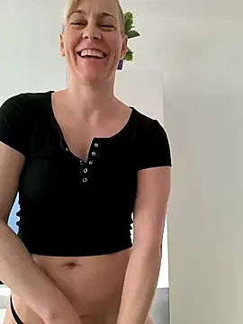 DarleenHot online show from January 7, 9:18 am