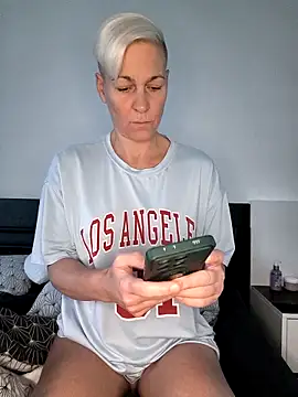 DarleenHot online show from October 27, 6:50 am