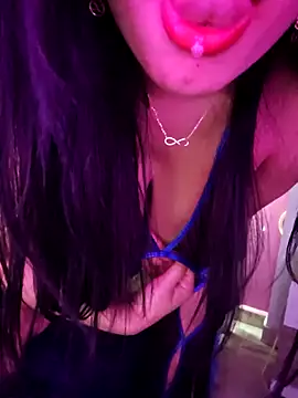 Snapshot of Zeina2024 chatting on September 13, 8:58 am Zeina2024 online show from September 13, 8:58 am