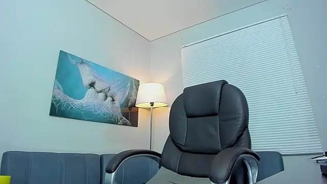 Snapshot of vincen_jose chatting on October 3, 4:53 am vincen jose online show from October 3, 4:53 am