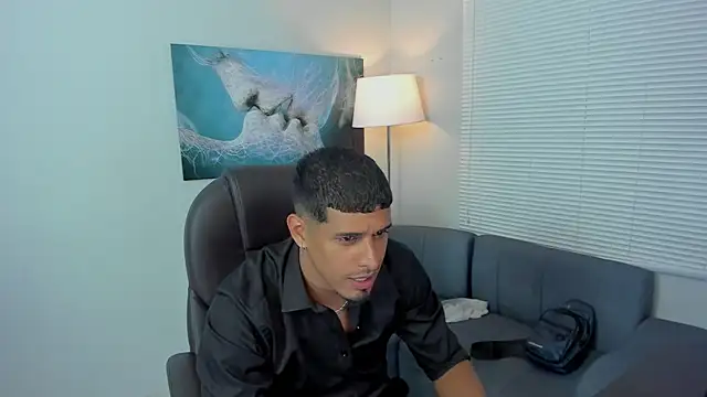 Snapshot of vincen_jose chatting on November 26, 7:20 am vincen jose online show from November 26, 7:20 am