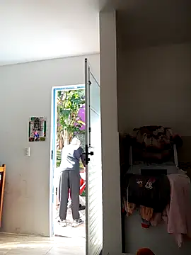 emrehliug12 online show from September 24, 5:49 pm