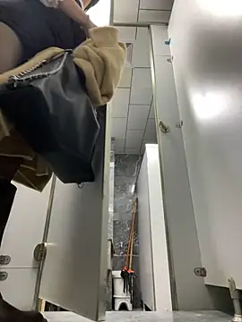 Asia-Lynn online show from December 5, 5:50 pm