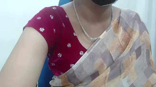 Lovely Siri 23 online show from January 10, 5:02 pm