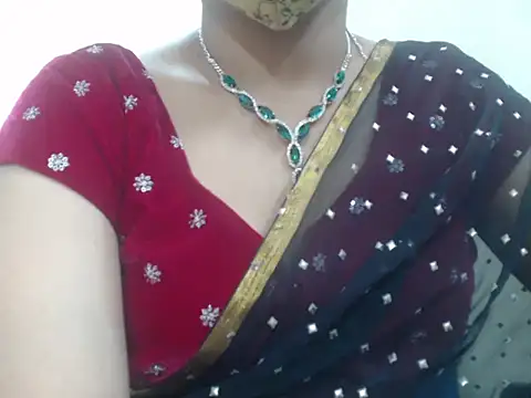 Lovely Siri 23 online show from November 4, 7:40 am