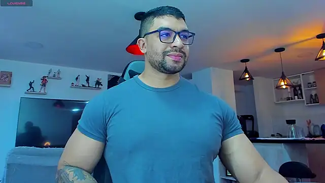 Snapshot of Michael_Diamond chatting on December 1, 10:21 pm Michael Diamond online show from December 1, 10:21 pm