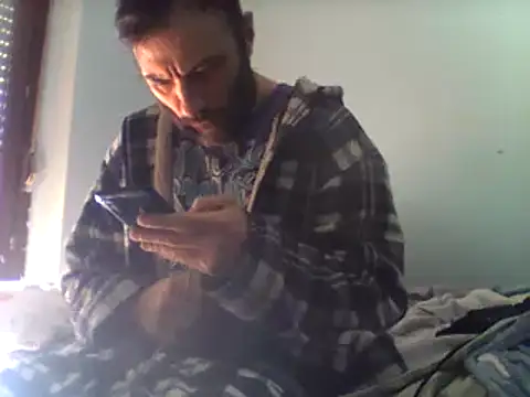 Snapshot of coppiasenzacensura chatting on December 15, 10:28 am coppiasenzacensura online show from December 15, 10:28 am