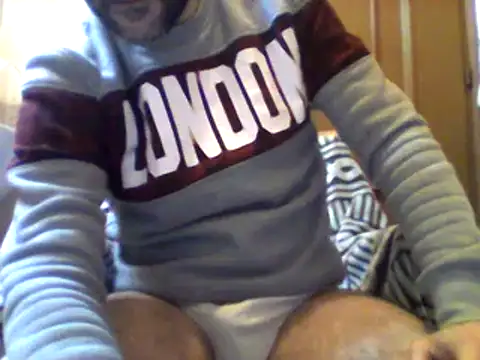 Snapshot of coppiasenzacensura chatting on February 27, 8:17 am coppiasenzacensura online show from February 27, 8:17 am