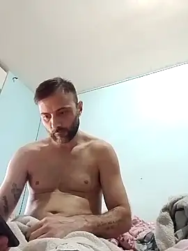 Snapshot of coppiasenzacensura chatting on October 28, 10:19 am coppiasenzacensura online show from October 28, 10:19 am