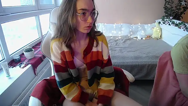 Snapshot of MissLinaDream chatting on February 20, 2:35 pm MissLinaDream online show from February 20, 2:35 pm