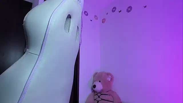 eileen pinkman online show from February 28, 9:04 am