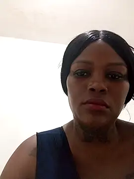 Snapshot of Alissamore3 chatting on February 12, 10:05 pm Alissamore3 online show from February 12, 10:05 pm