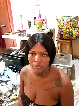 Snapshot of Alissamore3 chatting on February 25, 2:48 pm Alissamore3 online show from February 25, 2:48 pm