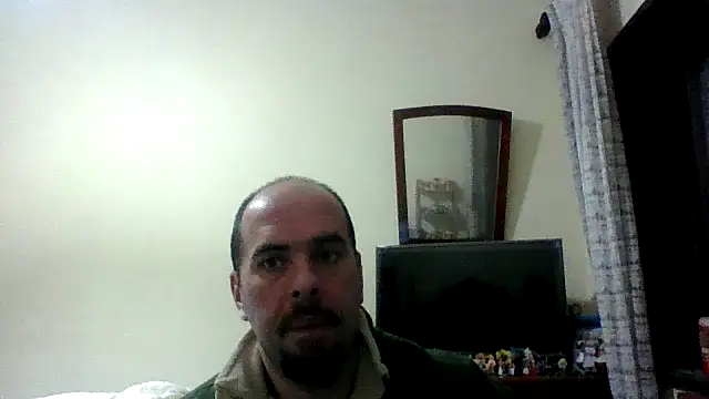 Snapshot of sstrasser chatting on December 16, 6:46 pm sstrasser online show from December 16, 6:46 pm